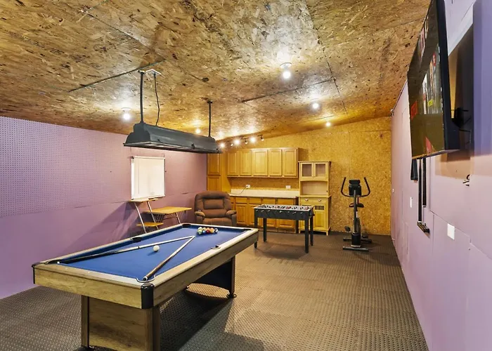 Holiday home Retreat Grill Firepit Pool Table